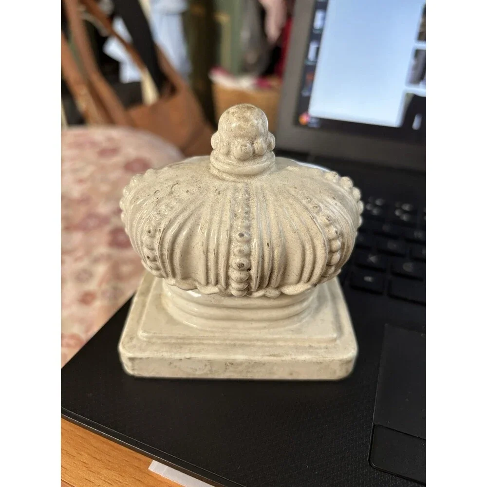 Vintage Style Ornate Crown Finial Decorative Topper Distressed Cream Royal Decor